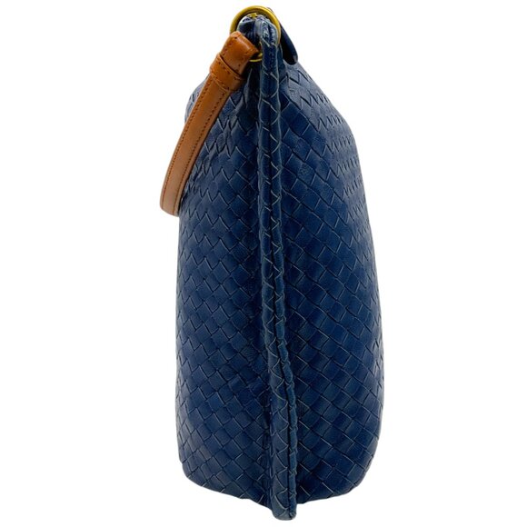 Bottega Veneta Blue Intrecciato Leather Shoulder Bag - Picture 2 of 9
